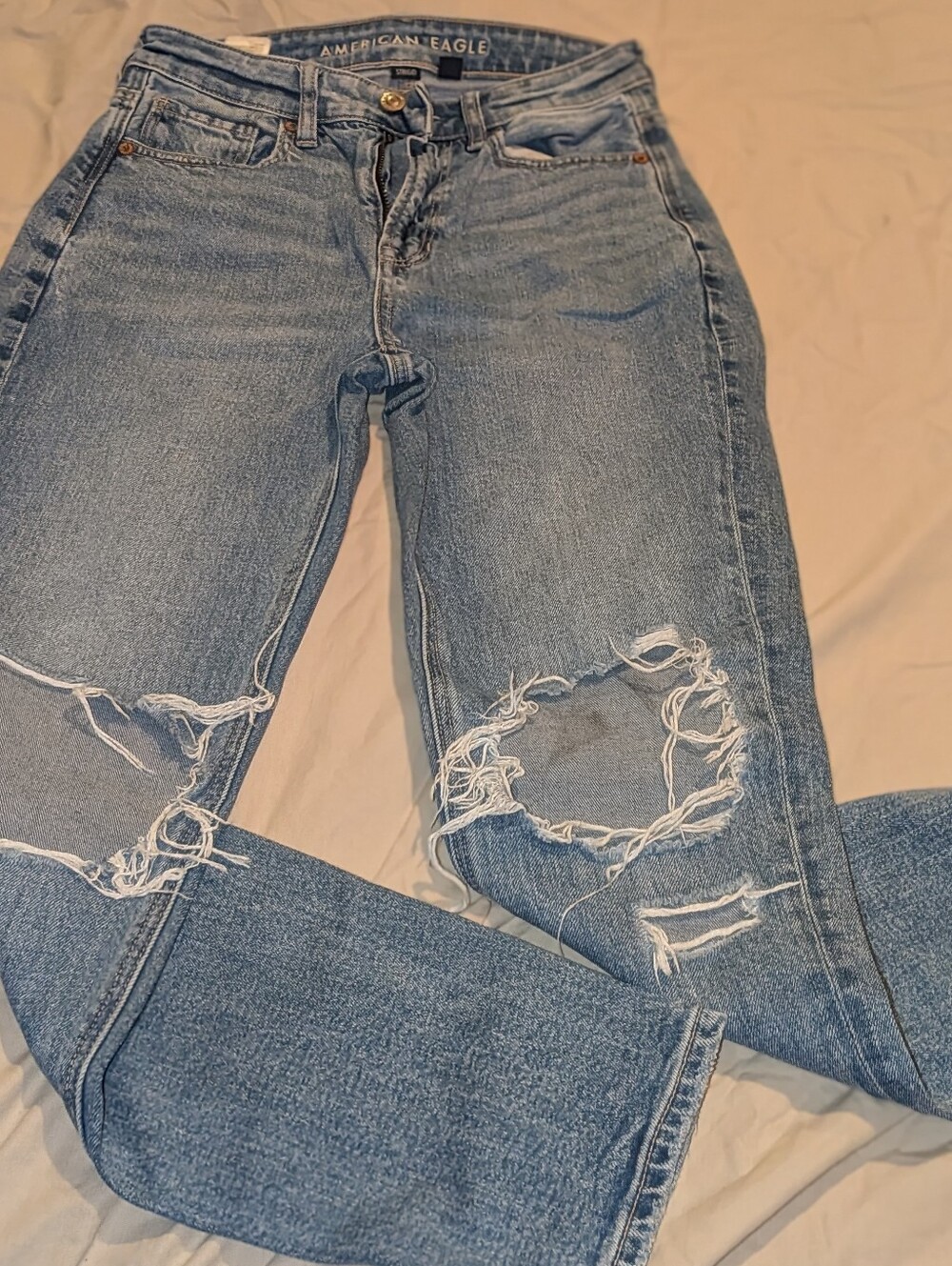 American Eagle Outfitters Light Blue Distressed Women's Jeans